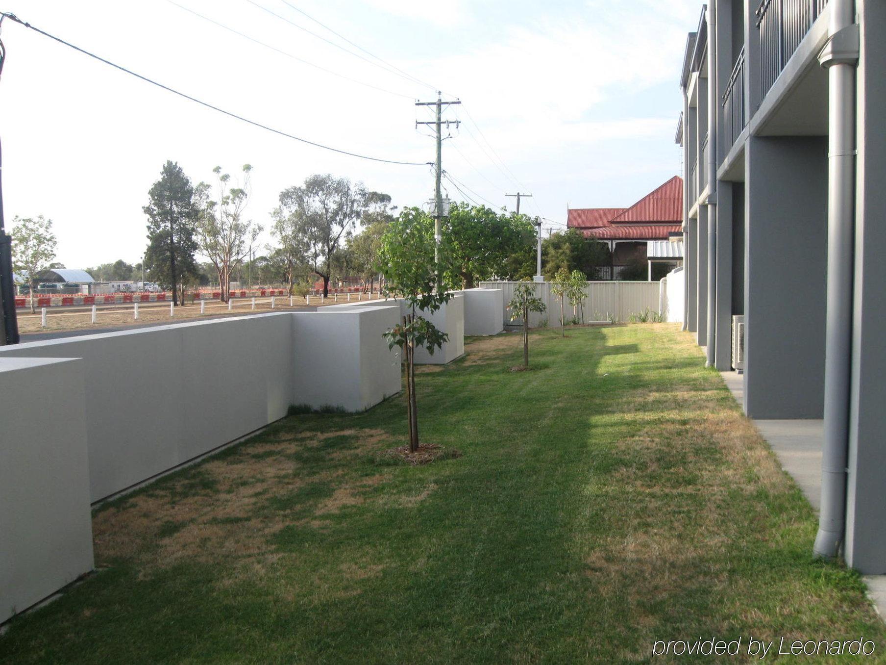 Royal Motel Miles Bagian luar foto